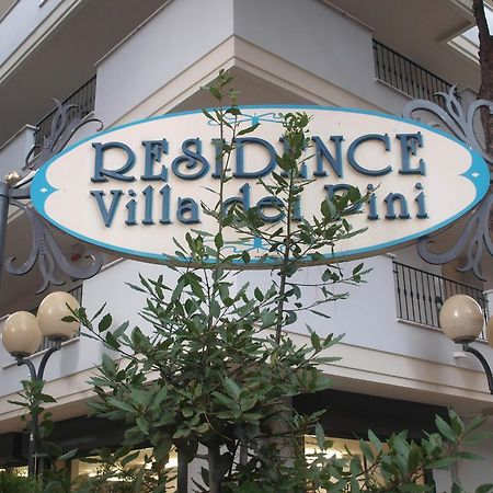 Residence Villa Dei Pini Римини Экстерьер фото
