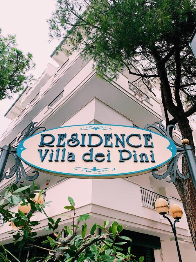 Residence Villa Dei Pini Римини Экстерьер фото